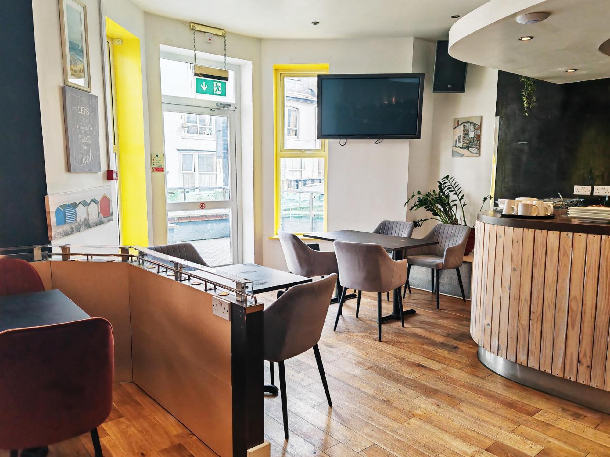 Town Lodge New Quay Exterior foto